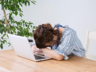 テレワークの監視はどこまで可能？法的なラインや注意点・具体的な方法について解説