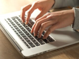 中小企業がとるべき社内セキュリティ対策とは？情報漏洩を防ぐポイントとあわせて解説