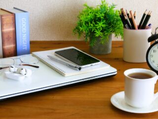 社員の勤務実態を把握するには？必要性や有効な方法・おすすめのシステムを紹介